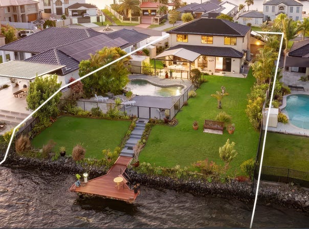 8 Parkwater Point, Helensvale, Qld 4212
