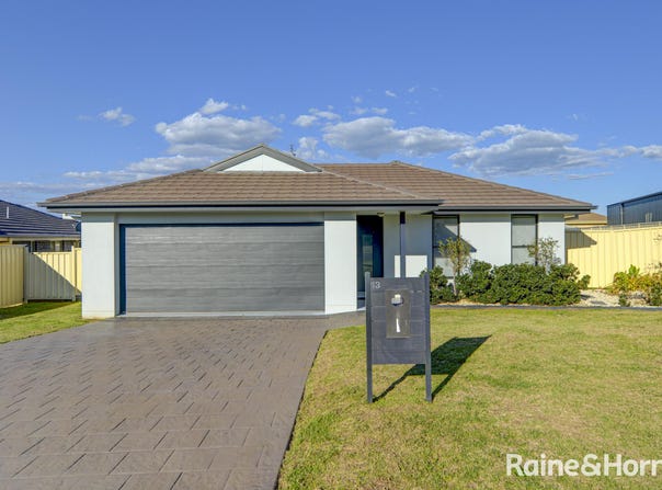 13 Eagle Avenue, Tamworth, NSW 2340