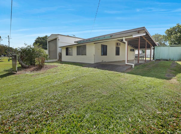 36 Prince Charles Avenue, Seaforth, Qld 4741