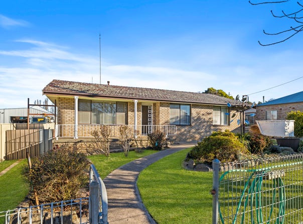 62 Scotia Avenue, Oberon, NSW 2787