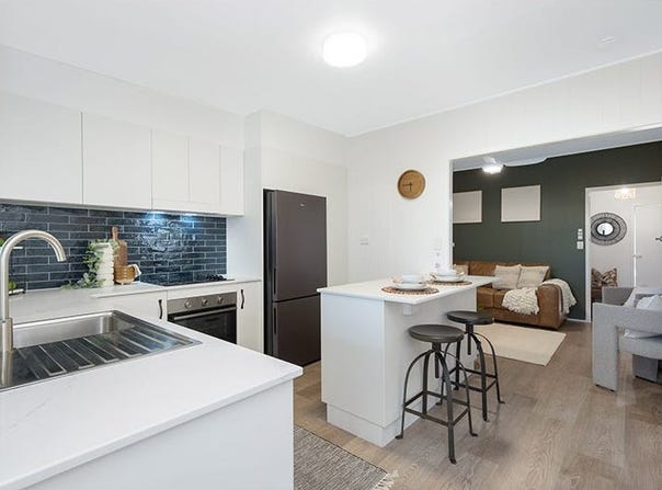 9 Maryvale Street, West End, Qld 4810