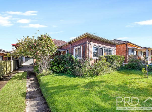 10 Mayfair Crescent, Beverly Hills, NSW 2209