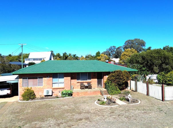 82 Proposch Street, Oakey, Qld 4401