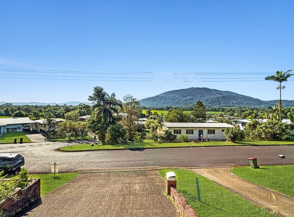 11 Hielscher St, Tully, Qld 4854