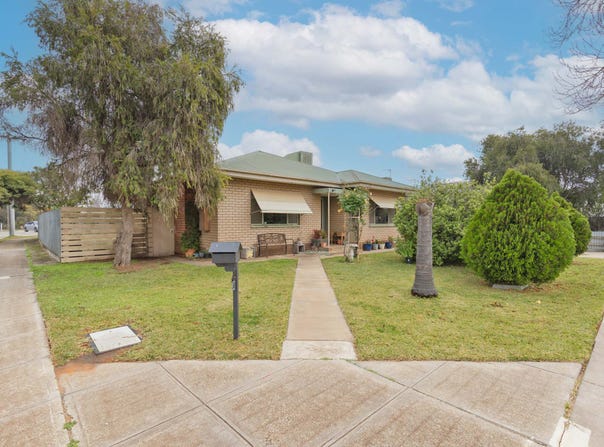 36 Murlong Street, Swan Hill, Vic 3585