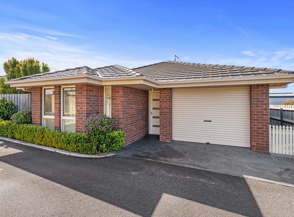 2/62 Haven Drive, Shearwater, Tas 7307