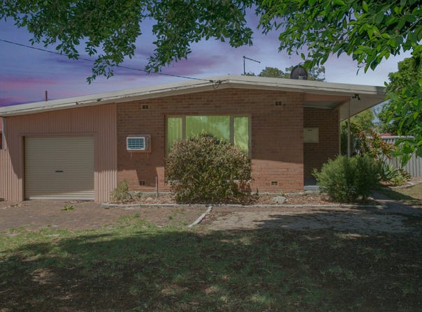 60 Sturtridge Road, Lockridge, WA 6054