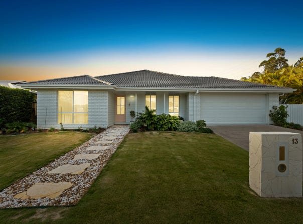 13 Edwin Drive, Landsborough, Qld 4550