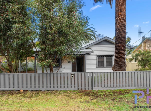 49 Havlin Street East, Kennington, Vic 3550