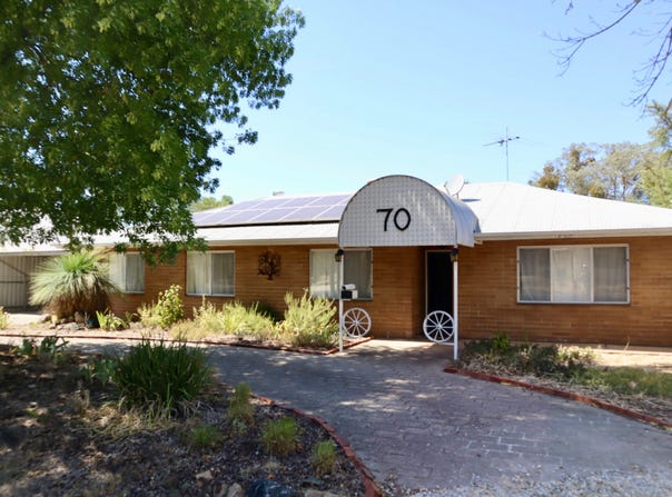 70 High St, Chiltern, Vic 3683