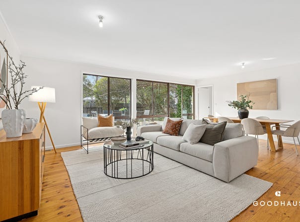 13 Warland Place, Charnwood, ACT 2615