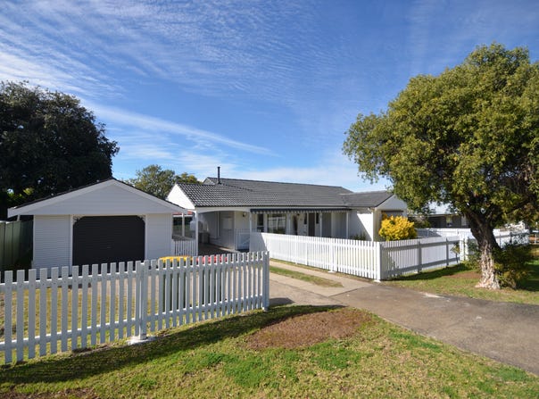 53 Nowland Avenue, Quirindi, NSW 2343