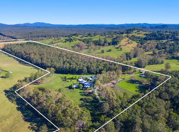 132 Apanie Road, Lake Innes, NSW 2446