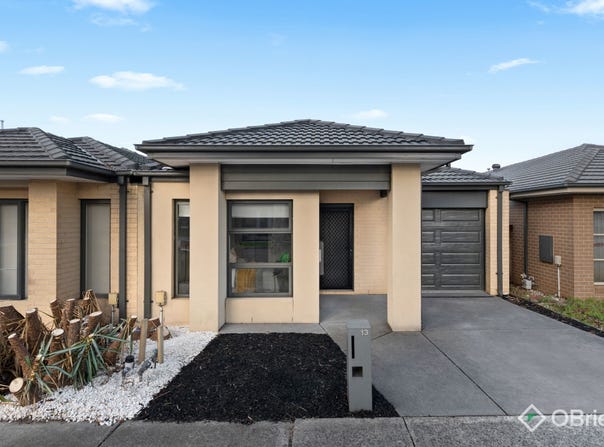 13 Artfield Street, Cranbourne East, Vic 3977