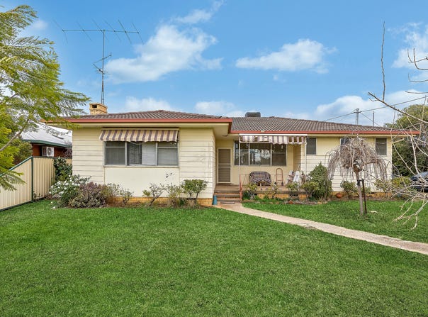 14 Melaleuca Avenue, Leeton, NSW 2705