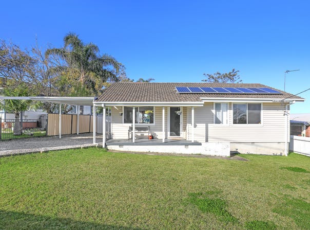 15 Kippax Street, Warilla, NSW 2528