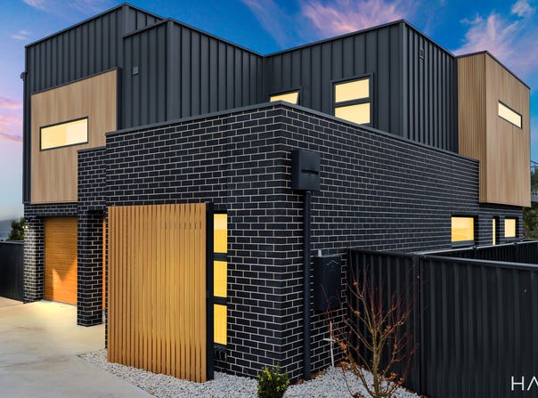 2/28 Fermoy Street, Howrah, Tas 7018