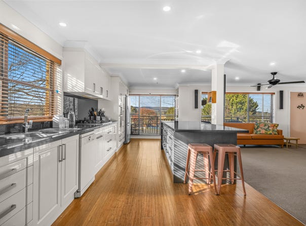 7 Atkinson Crescent, Goulburn, NSW 2580