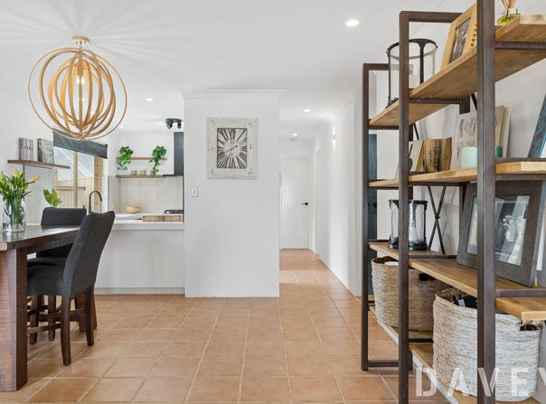 2/14 Corbett Street, Scarborough, WA 6019