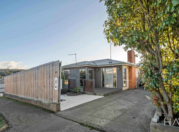 11 Woolven Street, Youngtown, Tas 7249