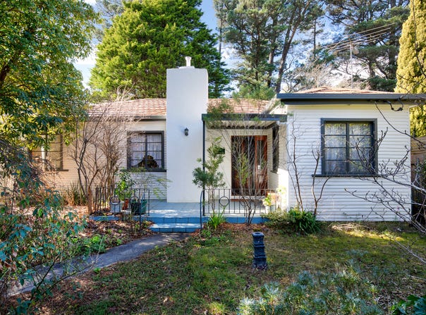 8 Heath Street, Blackheath, NSW 2785