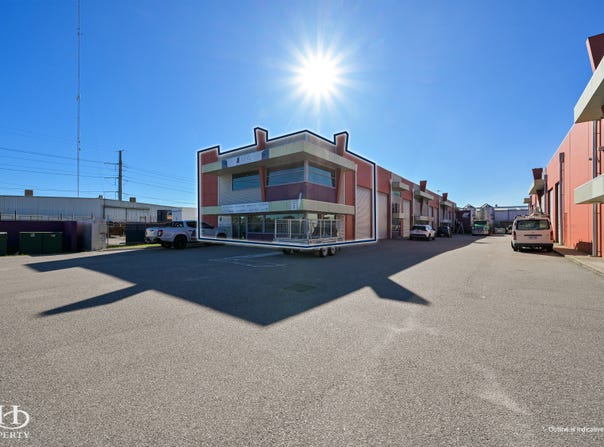 1/8 Hurley Street, Canning Vale, WA 6155