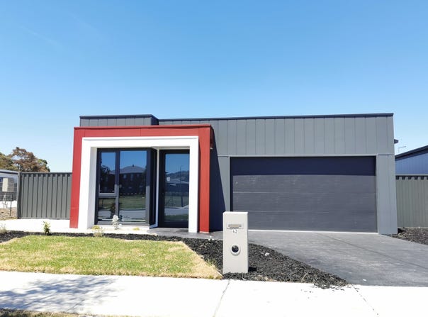 42 Beartooth Court, Pakenham, Vic 3810