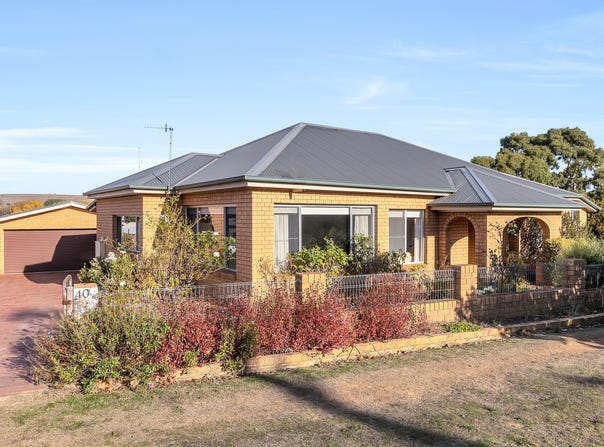 40 Massie Street, Cooma, NSW 2630