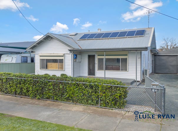 43 Hopetoun Street, Rochester, Vic 3561