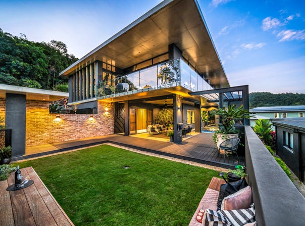 22 Akame Avenue, Caravonica, Qld 4878
