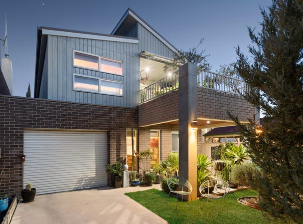 10A Hodgkinson Street, Kennington, Vic 3550