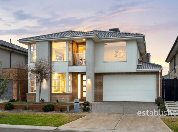 18 Hobie Drive, Werribee South, Vic 3030