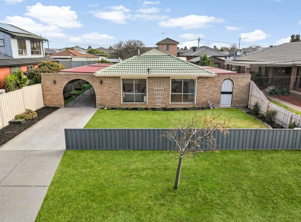 2 Miners Court, Diggers Rest, Vic 3427