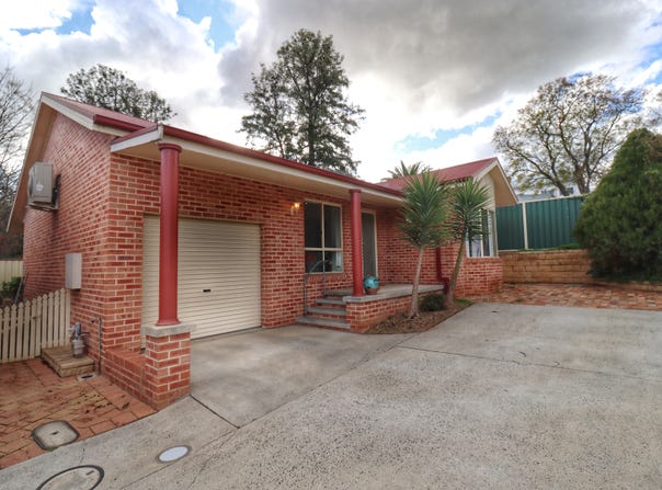 3/8 Liverpool Street, Cowra, NSW 2794