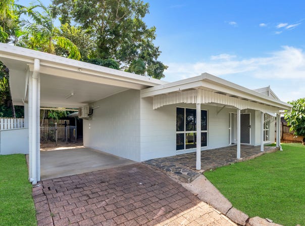 7 Andrea Close, Mooroobool, Qld 4870