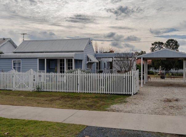 33 Victoria Street, Howlong, NSW 2643
