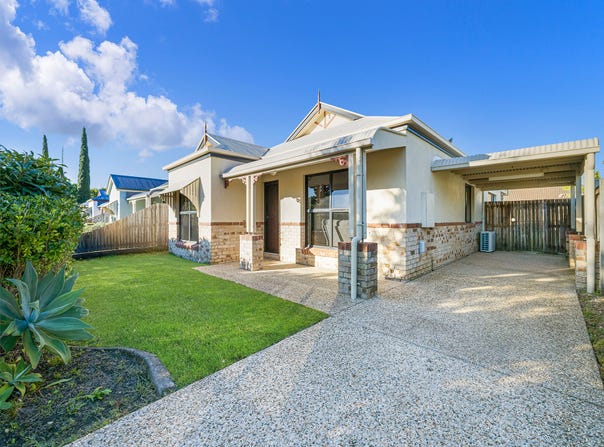 11 Moreton Street, Sippy Downs, Qld 4556