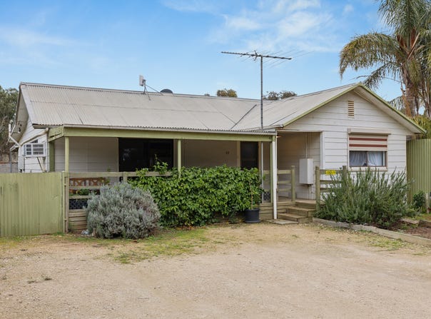 17 South Terrace, Callington, SA 5254
