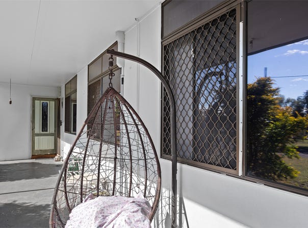 83 Proposch Street, Oakey, Qld 4401