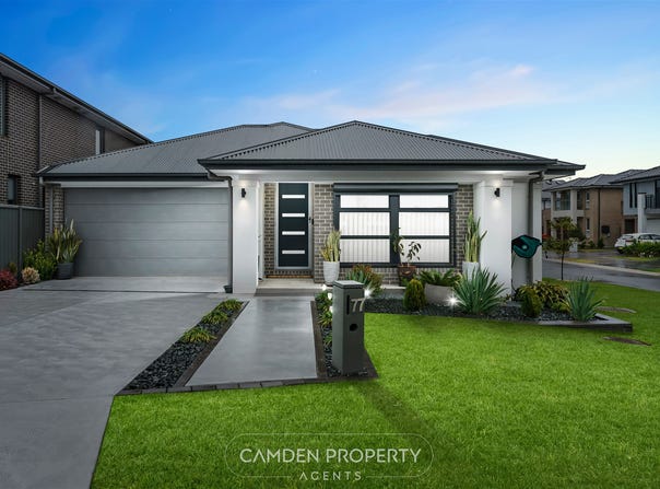 77 Bywaters Drive, Catherine Field, NSW 2557