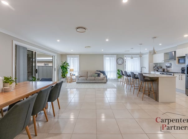 9 Yallambi Street, Picton, NSW 2571