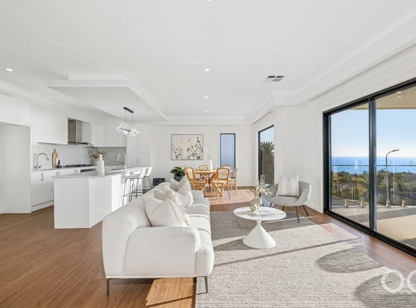124 Perry Barr Road, Hallett Cove, SA 5158