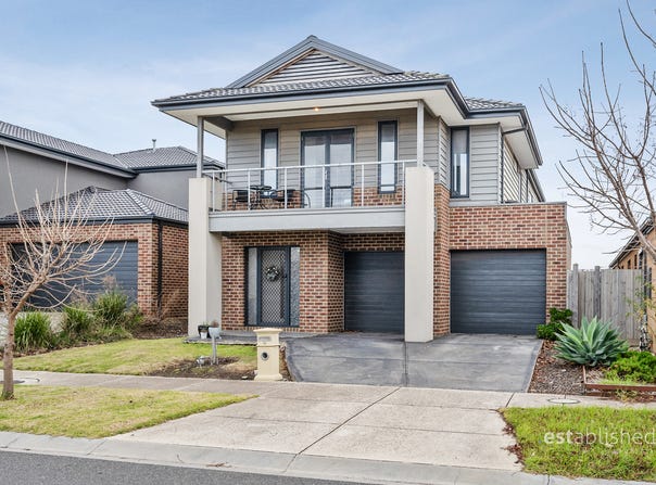 14 Living Crescent, Point Cook, Vic 3030