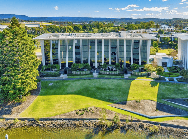 403W/1 Marina Drive, Benowa, Qld 4217