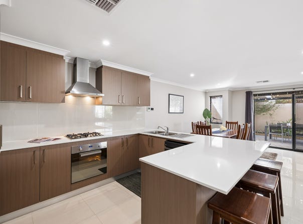 28B Findon Crescent, Westminster, WA 6061