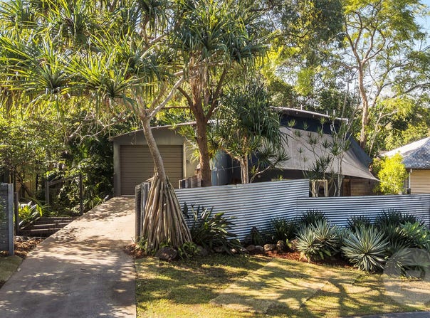 201 Taringa Parade, Taringa, Qld 4068