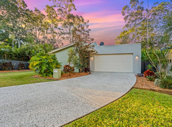 27 Elouera Close, Landsborough, Qld 4550