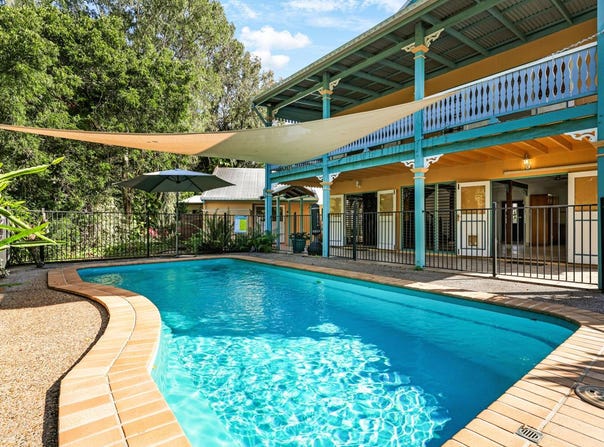 6 Lomatia Close, Redlynch, Qld 4870