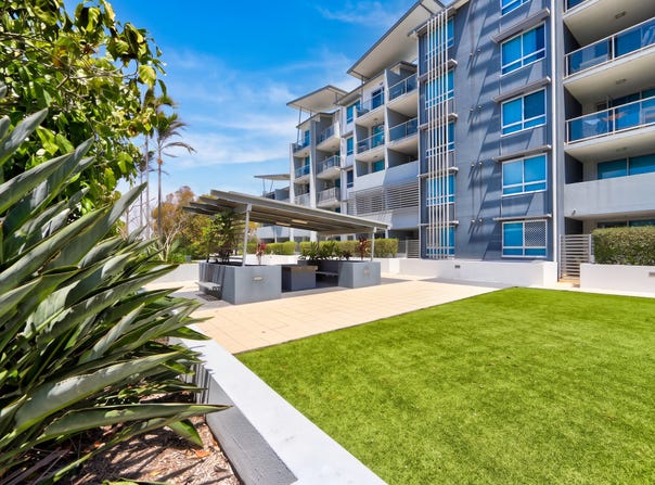 2204/3 Main Street, Varsity Lakes, Qld 4227