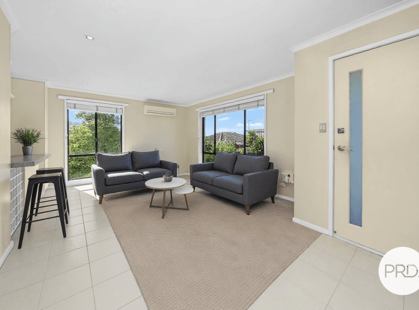 2/56 Nankoor Crescent, Howrah, Tas 7018